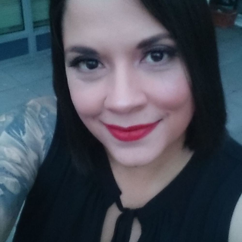 Meet your Posher, Michele